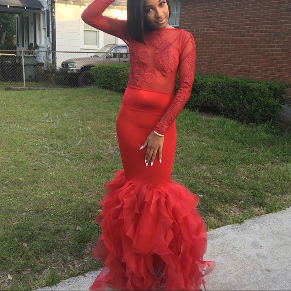 Prom Dress - Picture 3 of 3